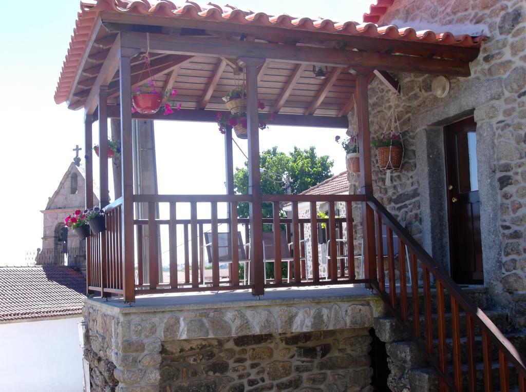 Villa Casa Do Pelourinho Rebordainhos Exterior foto